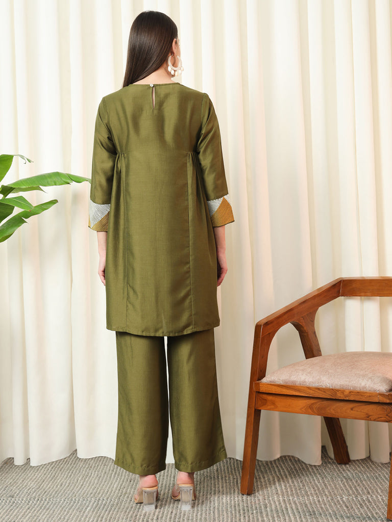 GLIMMER- OLIVE GREEN COORD SET Solid Muslin Coords stylefables   