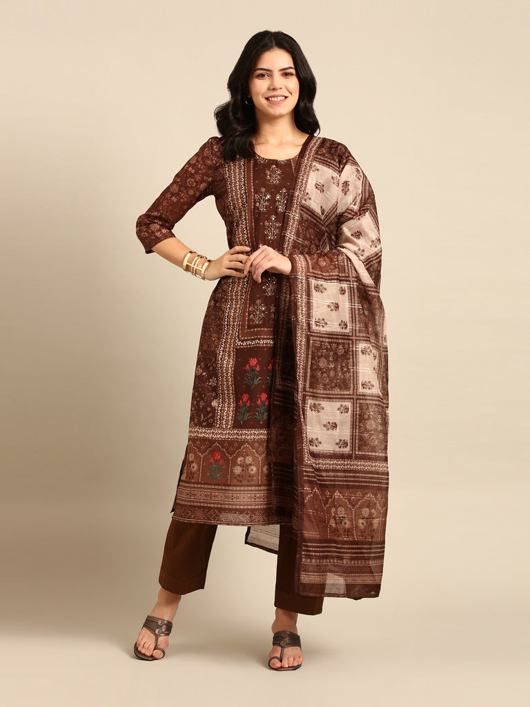 Srishti ethnic outlet wear