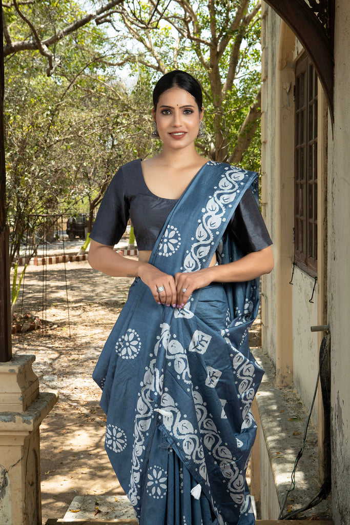 AALIA : Grey Cotton Saree Cotton Saree stylefables   