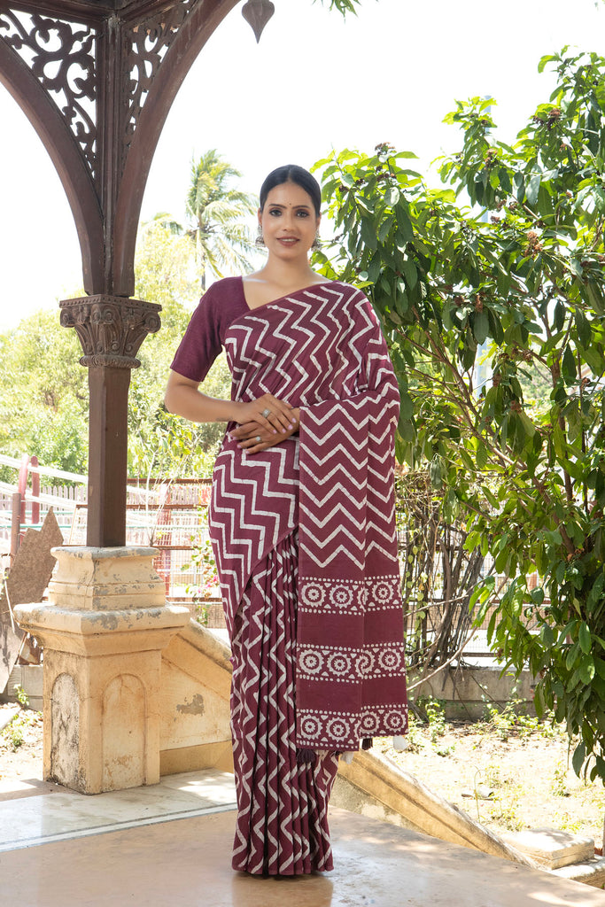 KIMAYA : Maroon Cotton Saree Cotton Saree stylefables   