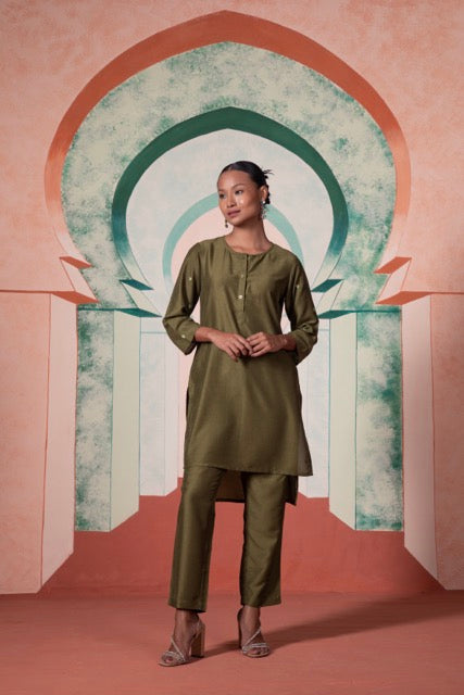 CLASSIC CHIC- OLVE GREEN COORD SET Solid Muslin Coords stylefables   